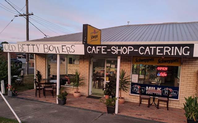 Old Betty Bowers diner/ cafe/ restaurant | restaurant | 28 Ormond Rd, Traralgon VIC 3844, Australia | 0351764156 OR +61 3 5176 4156