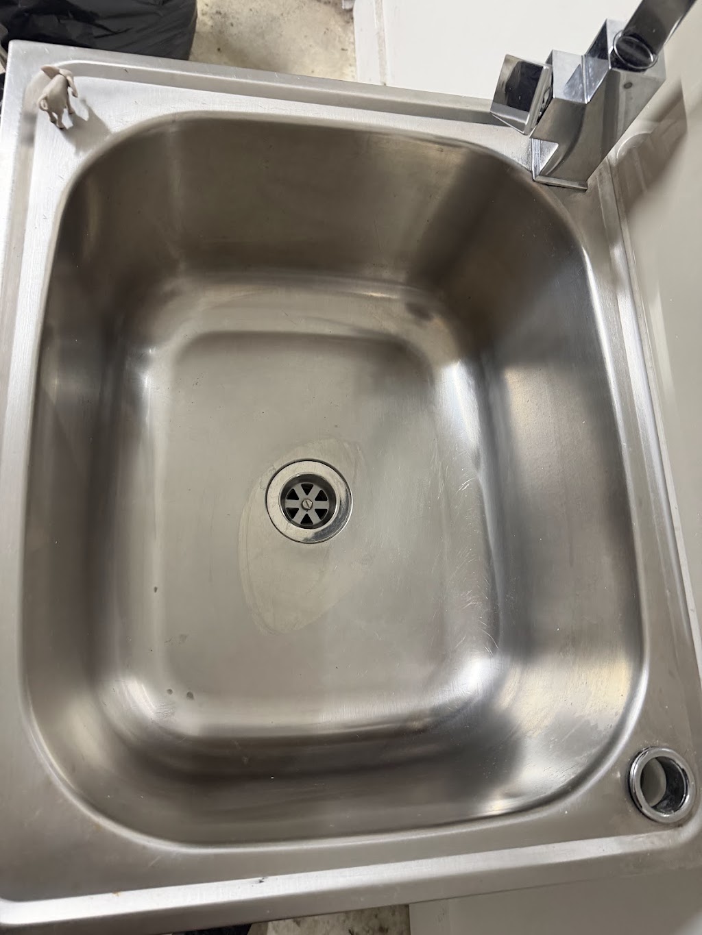Right Cleaning Service | 56 Tyndall St, Cranbourne East VIC 3977, Australia | Phone: 0478 862 494