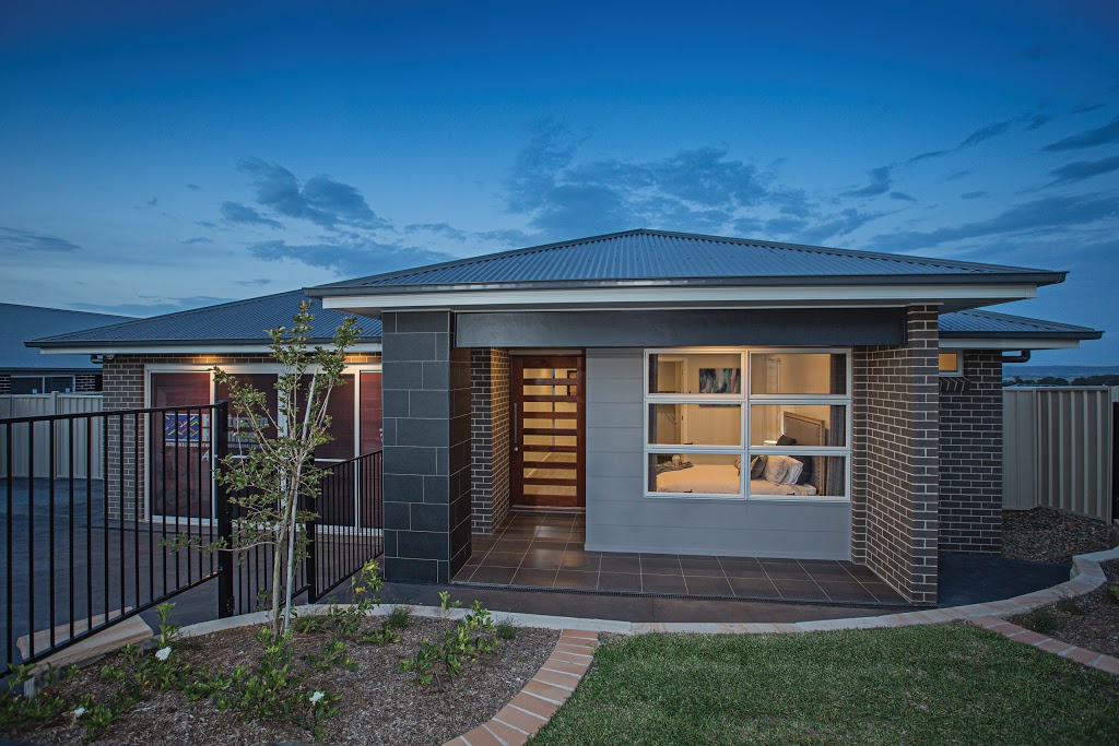 Hotondo Homes - Nowra Display Home | 18 Killara Rd, Nowra NSW 2540, Australia | Phone: (02) 4422 4925