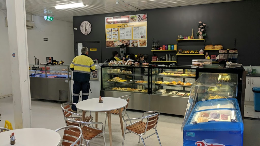 French Hot Bread Bakery | bakery | 165 Main St, West Wyalong NSW 2671, Australia | 0269723473 OR +61 2 6972 3473