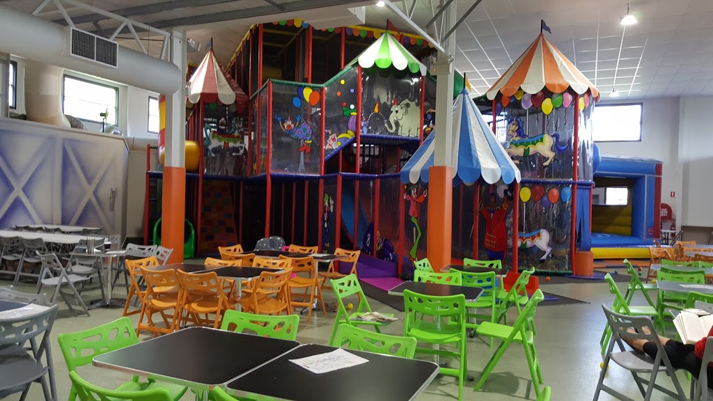 Lets Play Indoor Playground | Canberra | cafe | 7/50 Curran Dr, Nicholls ACT 2913, Australia | 0261621112 OR +61 2 6162 1112