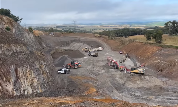 Middle Creek Quarry | 50 Sewells Creek Rd, Oberon NSW 2787, Australia | Phone: 0411 729 732