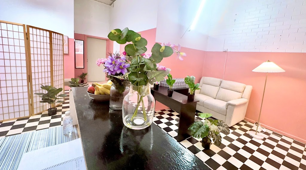 ROSE RELAXATION MASSAGE | 10 Tanner St, Breakwater VIC 3219, Australia | Phone: 0431 409 691