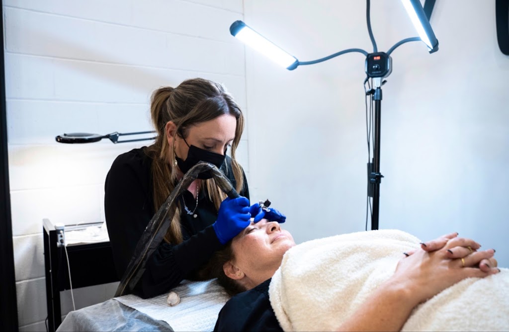 Artisan Cosmetic Tattoo & Beauty | 1/86 Quambone St, Worongary QLD 4213, Australia | Phone: 0422 624 966