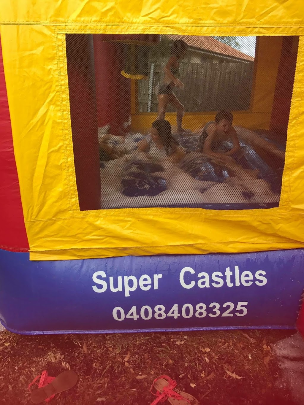 Super Castles Mid North Coast | 86 Breckenridge St, Forster NSW 2428, Australia | Phone: 0429 833 826