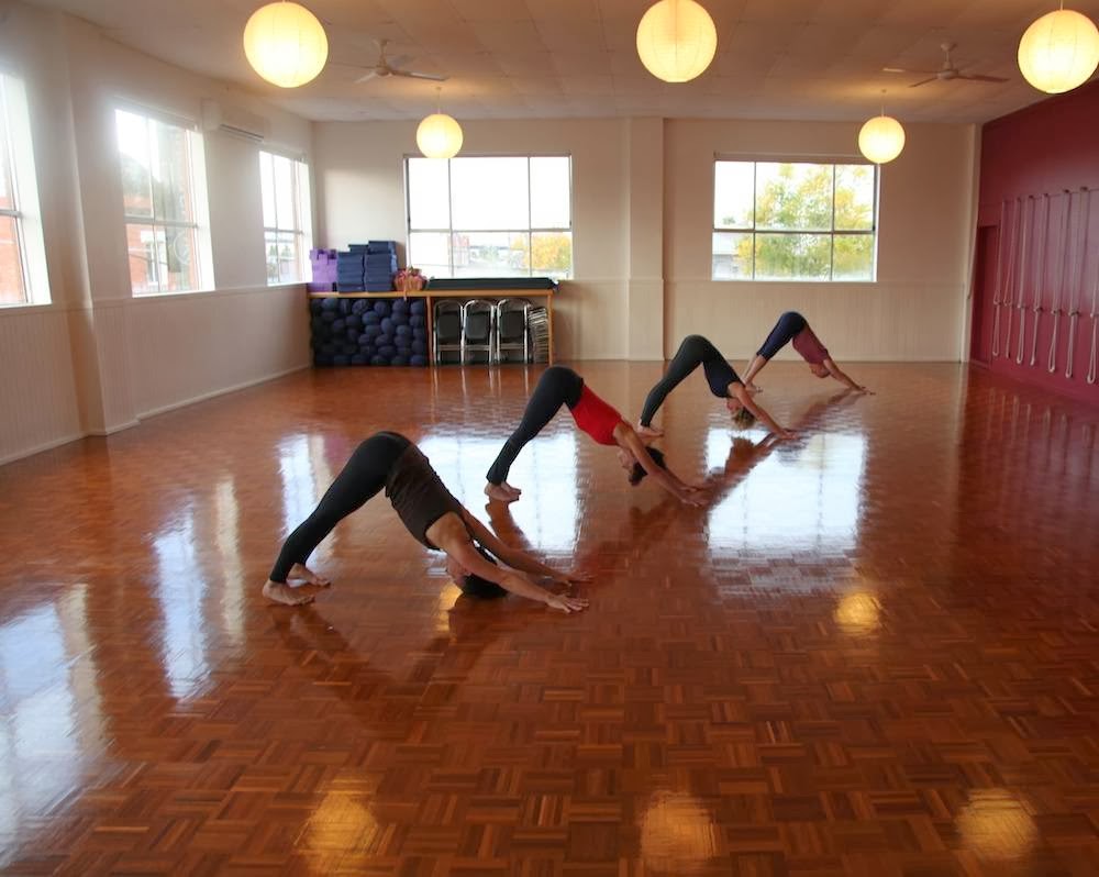 Yarraville Yoga Centre | gym | 36 Ballarat St, Yarraville VIC 3013, Australia | 0396874418 OR +61 3 9687 4418