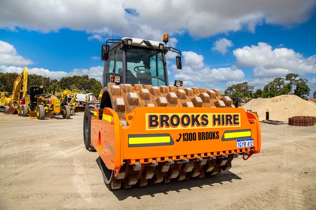 Brooks Hire Service Pty Ltd | 8575 Warrego Hwy, Withcott QLD 4352, Australia | Phone: 1300 276 657