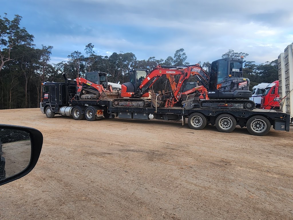 Tomis Bobcat and Excavation | Erie Pl, South Pambula NSW 2549, Australia | Phone: 0447 631 449