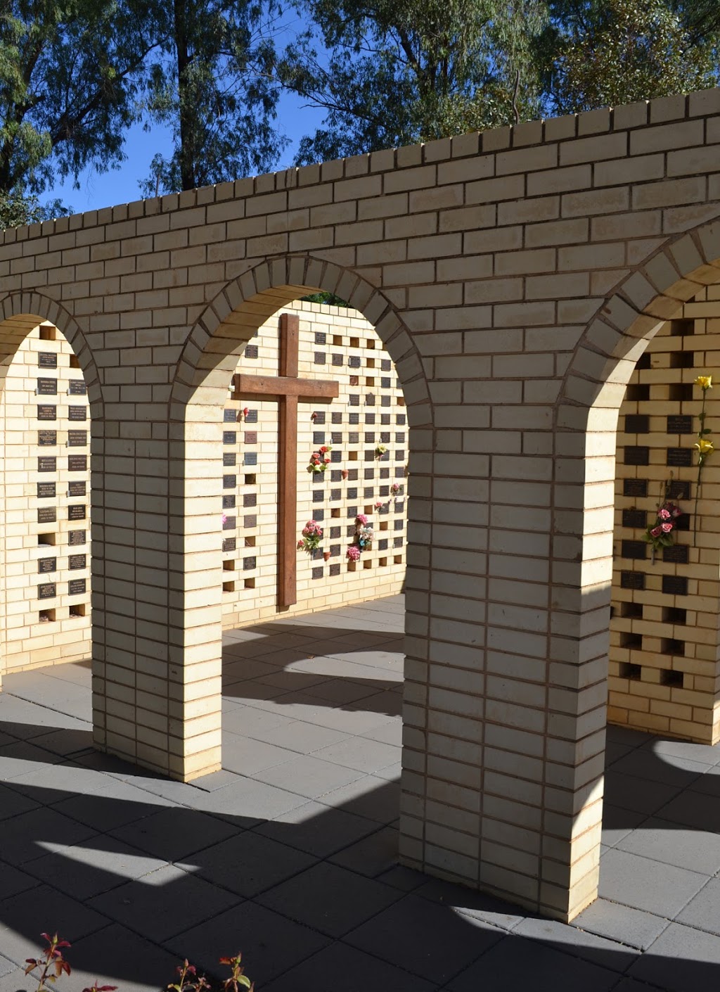 Colombarium and rose garden memorials | cemetery | 53 Cucumunga St, Renmark West SA 5341, Australia