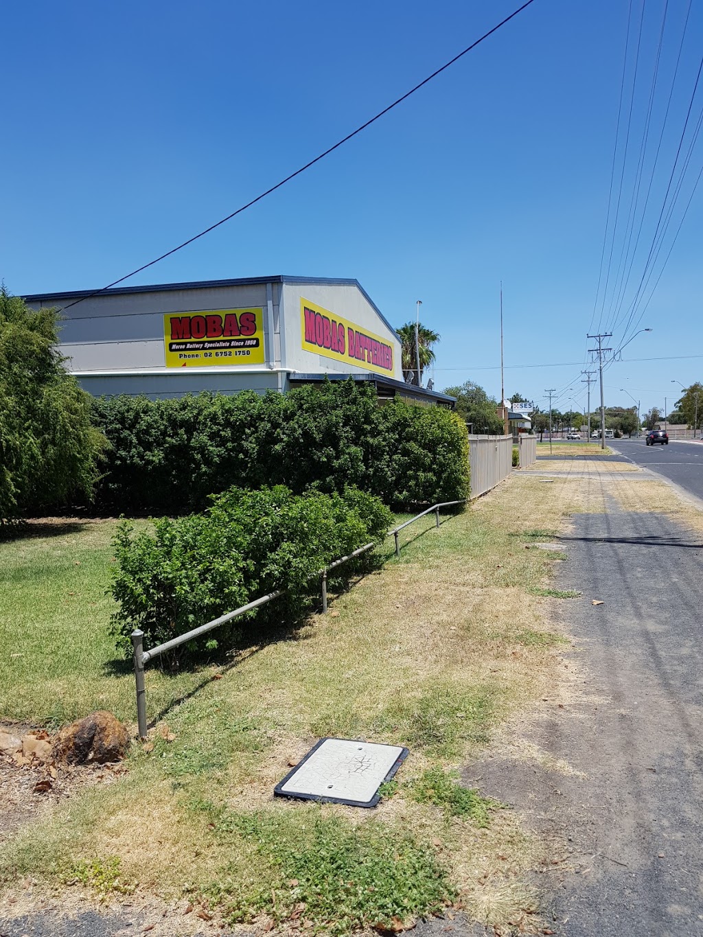 Mobas Batteries | car repair | 414 Frome St, Moree NSW 2400, Australia | 0267521750 OR +61 2 6752 1750