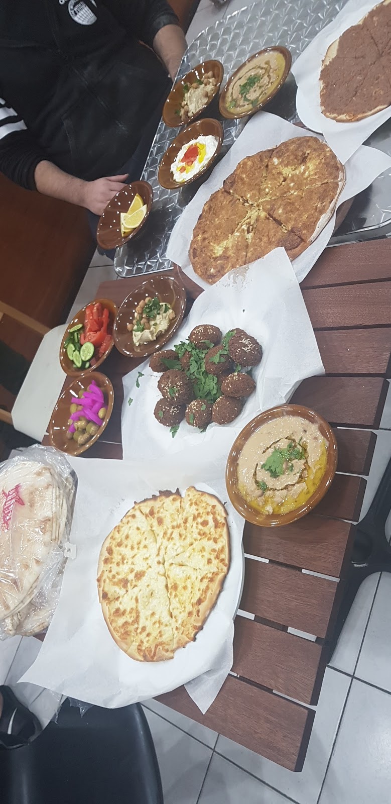 Alhara Bakery and Cafe | bakery | 179 Clyde St, South Granville NSW 2142, Australia | 0298977440 OR +61 2 9897 7440