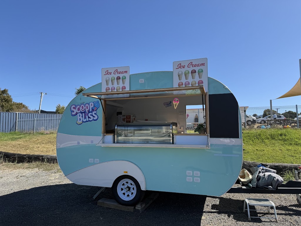 Scoopy Bliss | Old pier, Bridport TAS 7262, Australia | Phone: 0478 144 769