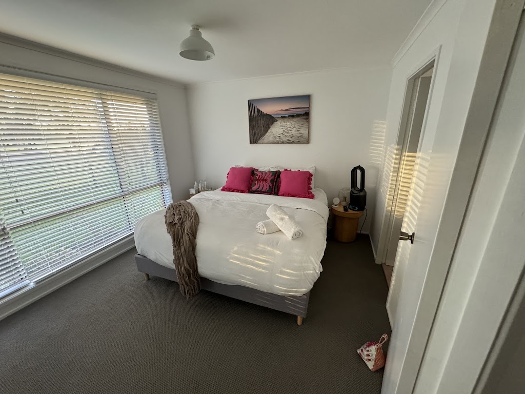 Cork Valley Farm accommodation | 207 Wandean Rd, Wandandian NSW 2540, Australia | Phone: 0404 055 000