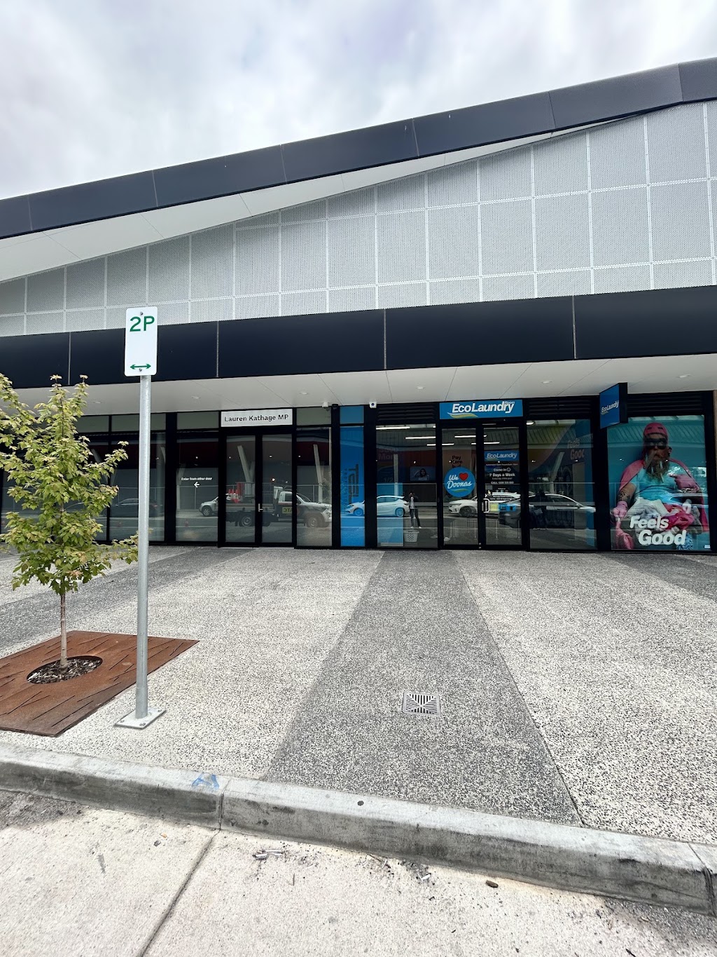 Eco Laundry Room (Mernda) | Next to woolworths direct to boot area, Shop T27A/12 Alliance Ave, Mernda VIC 3754, Australia | Phone: 1300 326 880