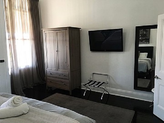 Cleve Boutique Accommodation | 14 Main St, Cleve SA 5640, Australia | Phone: 0458 282 200