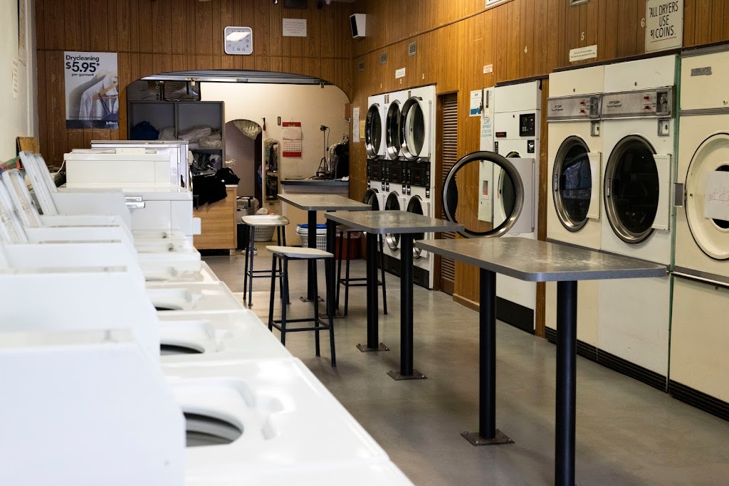 East Doncaster Laundromat | laundry | 21 Tunstall Square, Doncaster East VIC 3109, Australia | 0398418420 OR +61 3 9841 8420