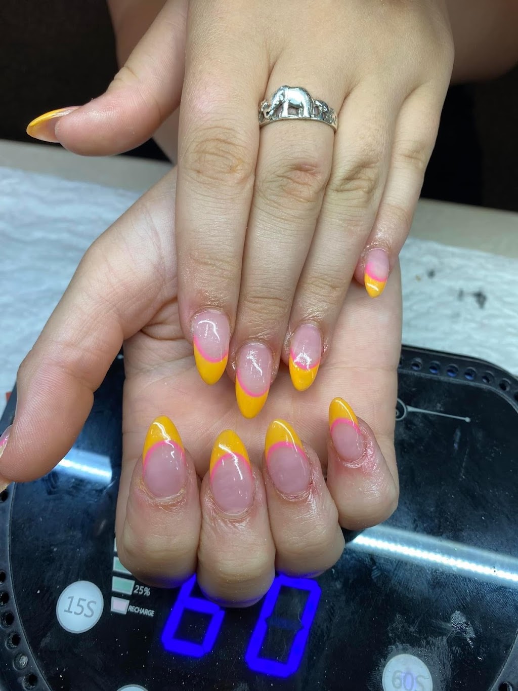 Quinnie - Nails & Eyelashes | 1/1290 Gold Coast Hwy, Palm Beach QLD 4221, Australia | Phone: 0404 912 808