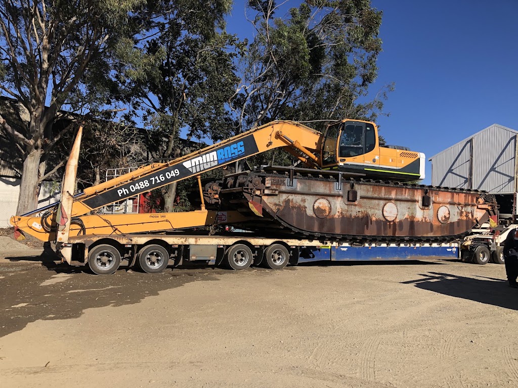 Col Adamson Transport Services | 11 Refalo Dr, Farleigh QLD 4741, Australia | Phone: 0427 598 360
