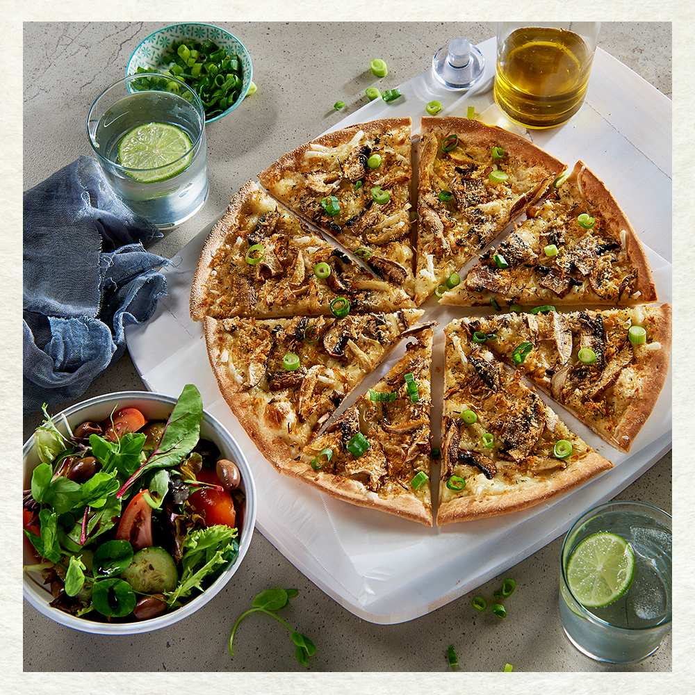 Crust Gourmet Pizza Bar | meal delivery | 205 South St, Beaconsfield WA 6162, Australia | 0893358444 OR +61 8 9335 8444