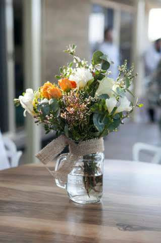 Wired Stems | florist | 3 Majors Ln, Lovedale NSW 2320, Australia | 0401317208 OR +61 401 317 208