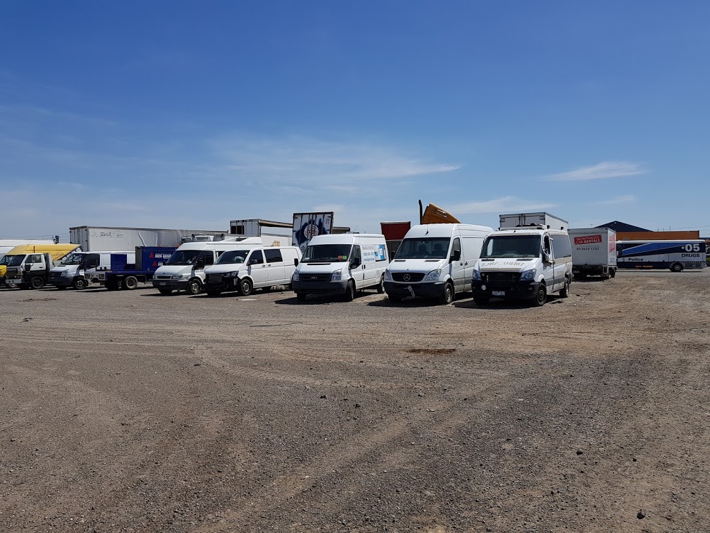 Manheim Truck Auction Yard | 2 Gordon Luck Ave, Altona North VIC 3025, Australia | Phone: (03) 9922 6555