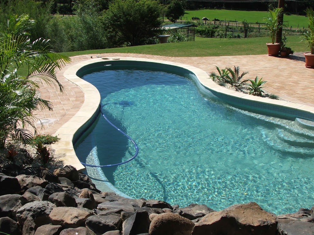 Clear Water Pool Maintenance and services | 95 Golf Links Rd, Ilarwill NSW 2463, Australia | Phone: 0414 801 447