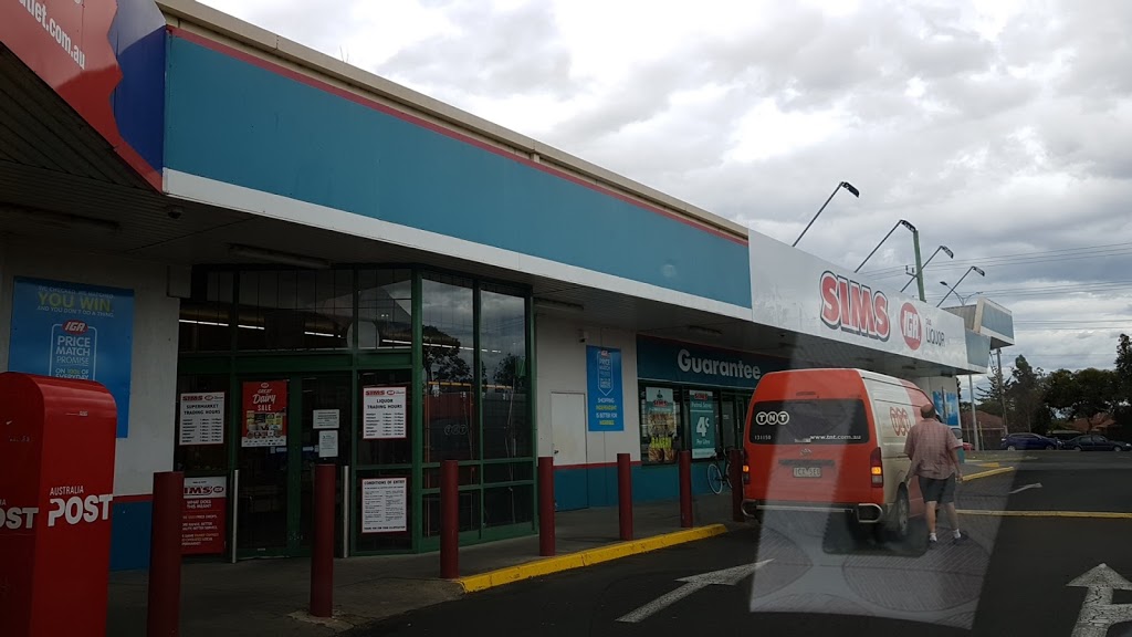 Sims IGA Werribee | store | Shaws Rd & Tarneit Rd, Werribee VIC 3030, Australia | 0397412944 OR +61 3 9741 2944