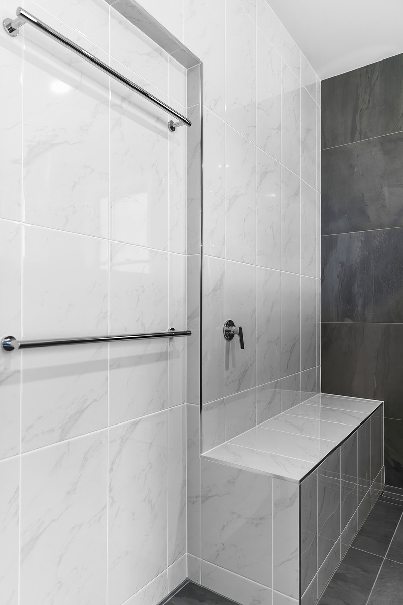 Budget Bathrooms | 31-35 Mecklem Ct, Ningi QLD 4511, Australia | Phone: 0421 874 096