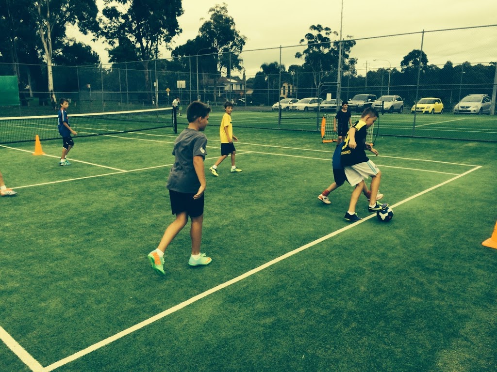 Pro Soccer Skills | 133 Joseph Banks Dr, Kings Langley NSW 2147, Australia | Phone: 0425 317 395