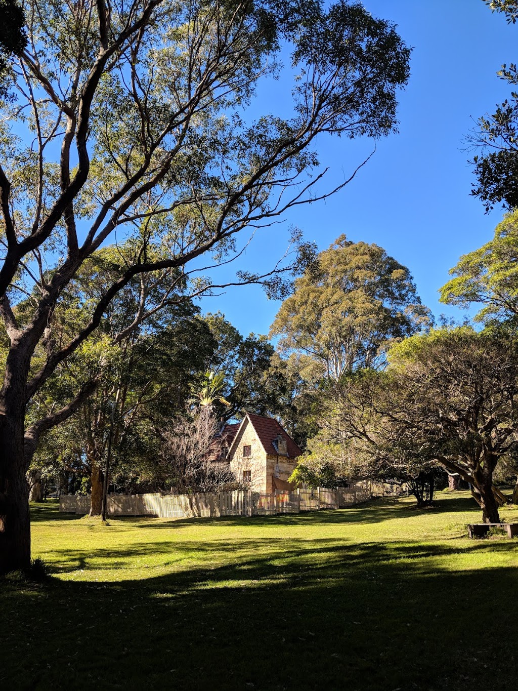 Beach Paddock | park | Vaucluse Rd, Vaucluse NSW 2030, Australia | 0293887922 OR +61 2 9388 7922