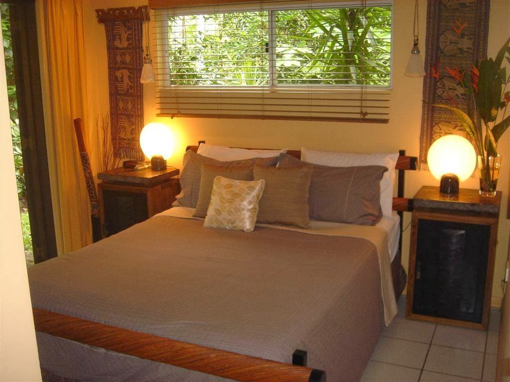 Billabong Bed & Breakfast | lodging | 30 Caribbean St, Holloways Beach QLD 4878, Australia | 0740370162 OR +61 7 4037 0162