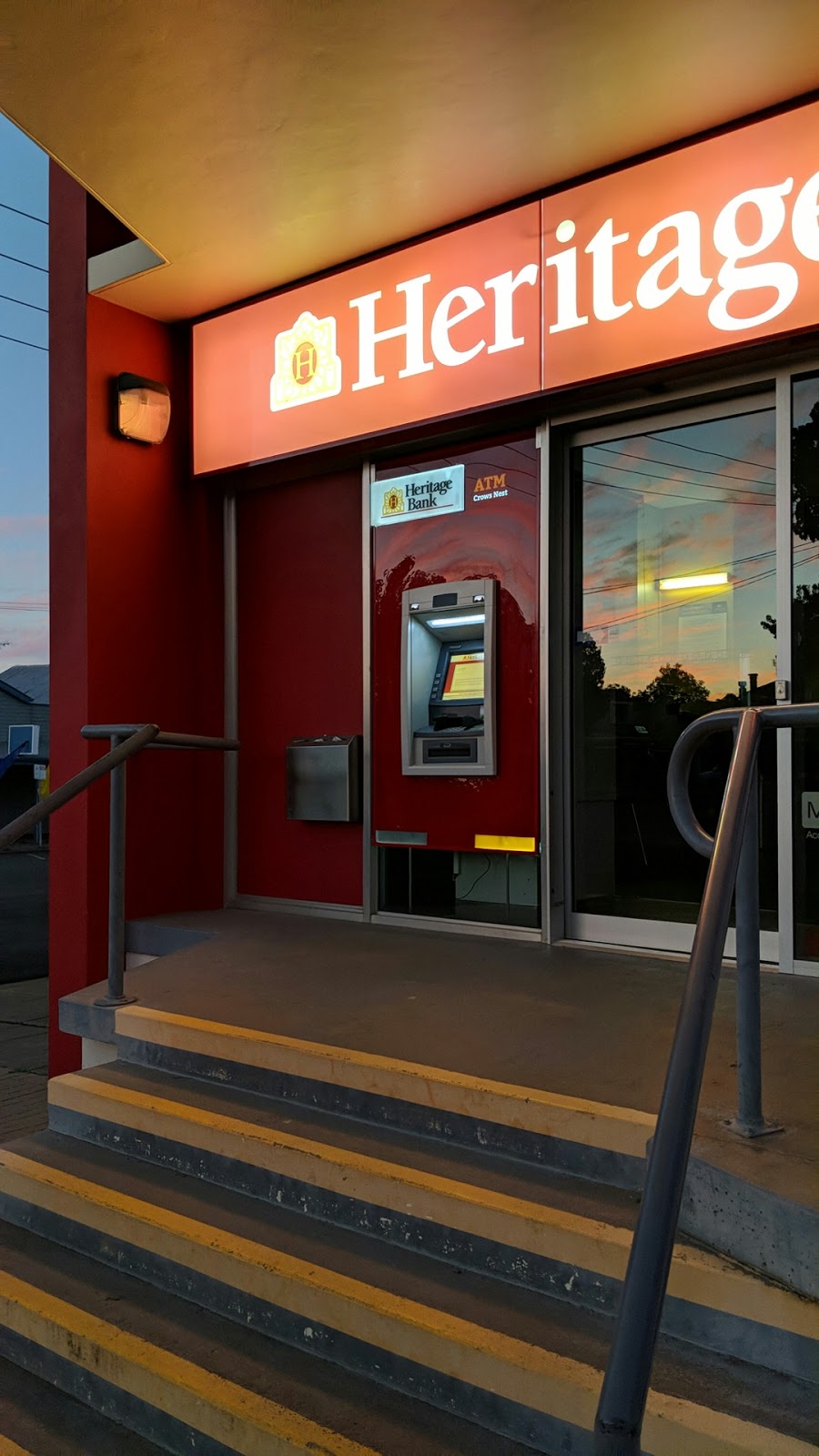 Heritage Bank ATM | 16 Charlotte St, Crows Nest QLD 4355, Australia | Phone: 13 14 22