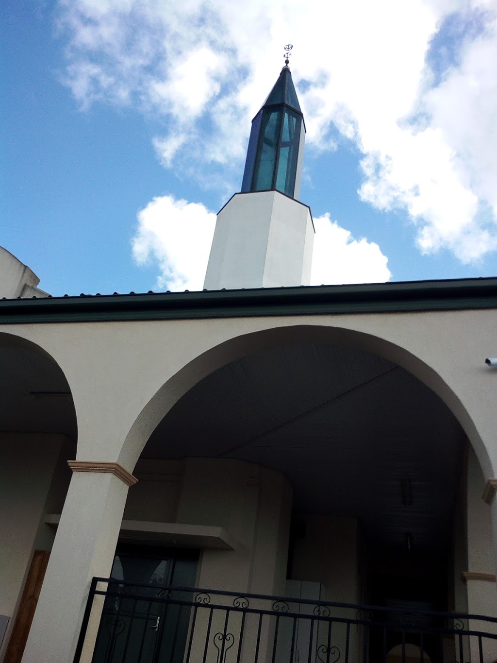 Noble Park Mosque | mosque | 18 Leonard Ave, Noble Park VIC 3174, Australia | 0395468089 OR +61 3 9546 8089