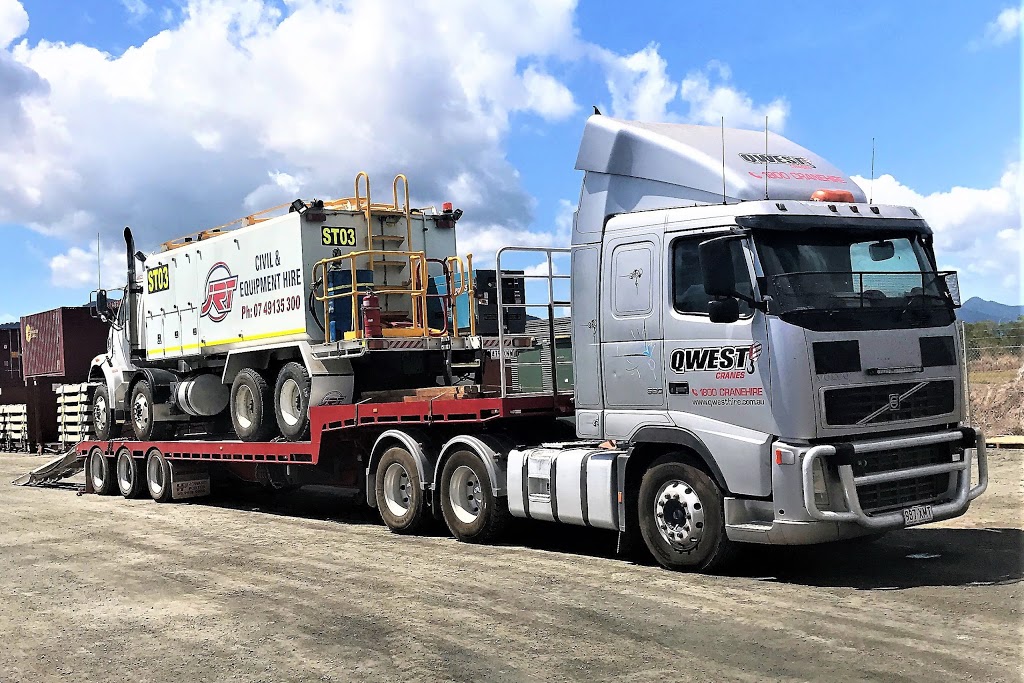 QWest Crane Hire | Boundary Rd &, Featherstone St, Parkhurst QLD 4702, Australia | Phone: 1800 272 634