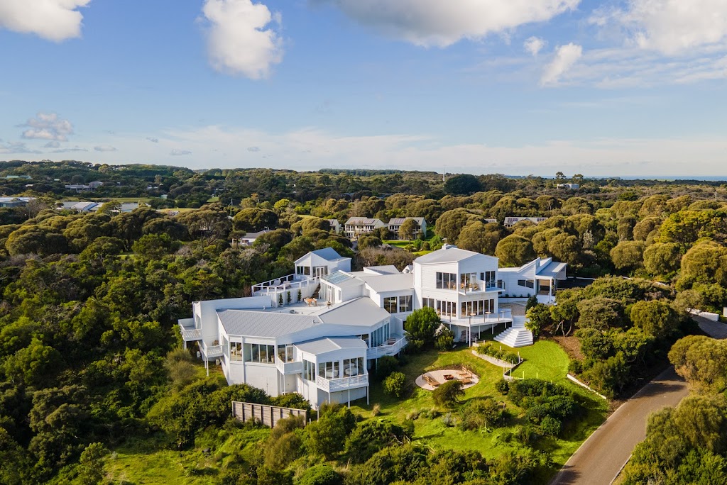 The Cape Retreat | 41 Trent Jones Dr, Cape Schanck VIC 3939, Australia | Phone: 0409 418 549