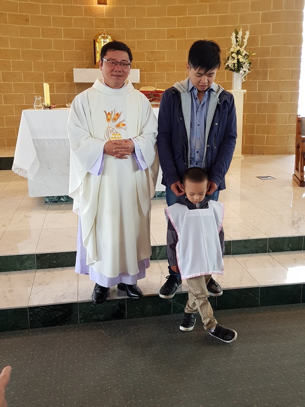 St. Leo the Great’s Catholic Church | 389 Mason St, Altona North VIC 3025, Australia | Phone: (03) 9391 7111