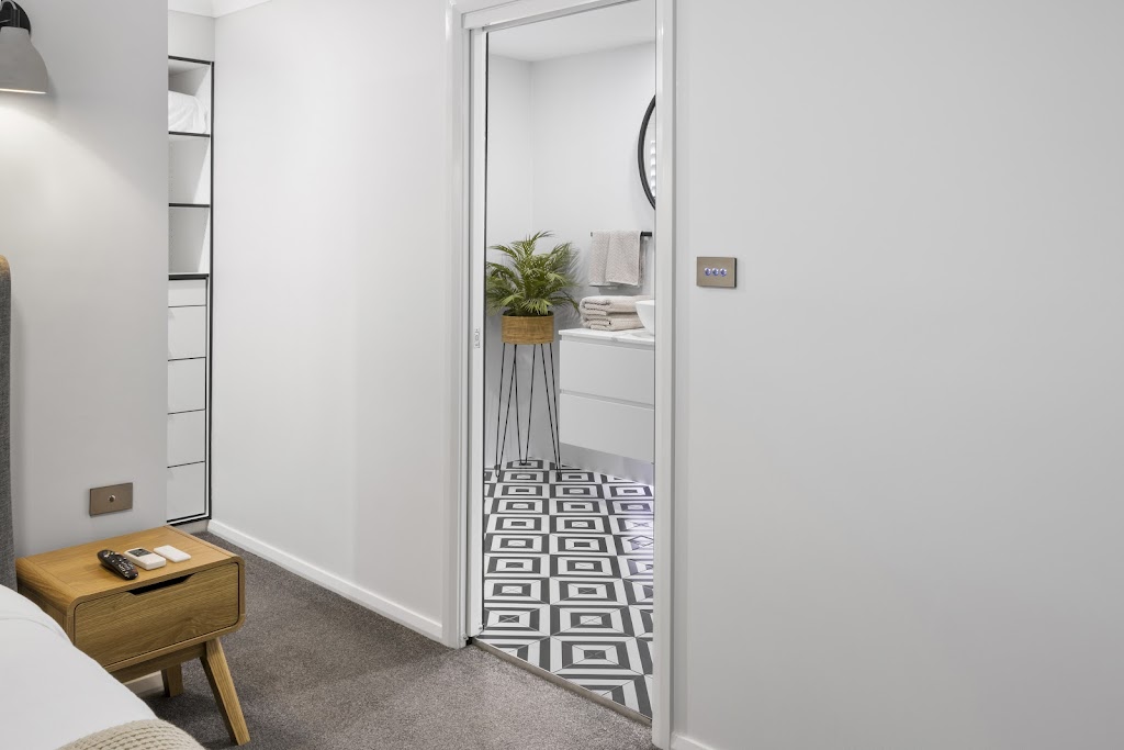 Rengor executive retreat at 5 Rengor Close | Rengor Cl, Belmont North NSW 2280, Australia | Phone: 0414 933 377