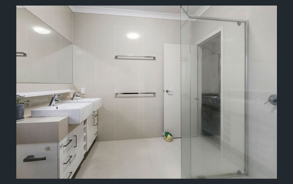 Aquatic Bathrooms | 53 Yamboyna St, Manly QLD 4179, Australia | Phone: 0411 857 566