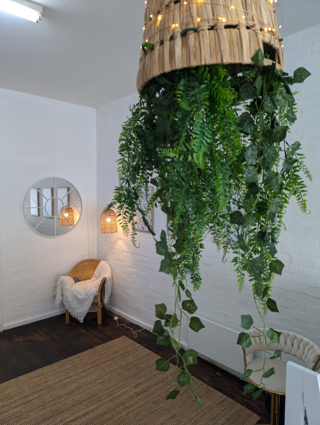 Sage Beauty and Soul | Shop 66/62 Adelaide St, Blayney NSW 2799, Australia | Phone: 0401 204 566