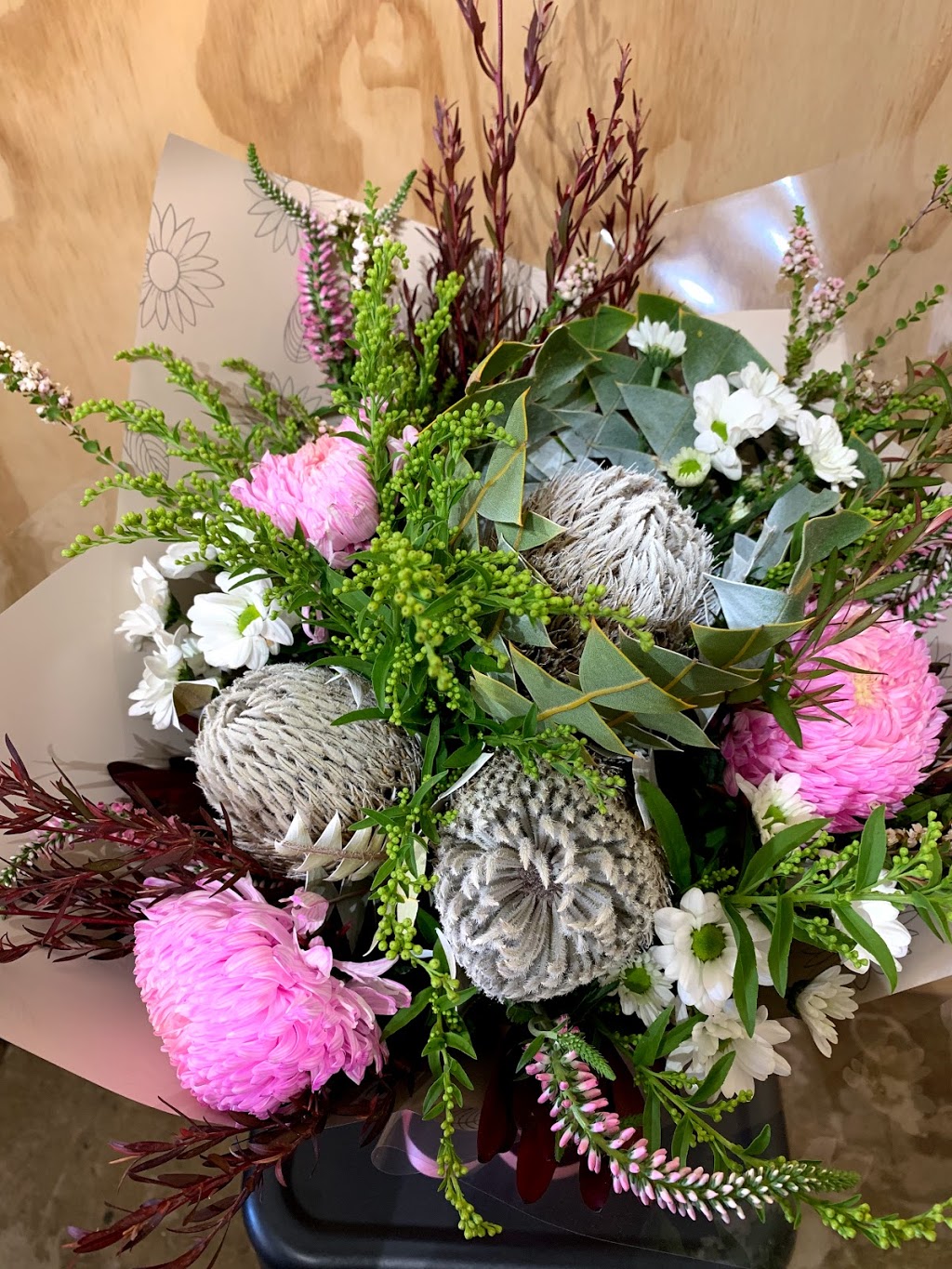 Blooms On Maitland | florist | 109 Maitland St, Narrabri NSW 2390, Australia | 0267922755 OR +61 2 6792 2755