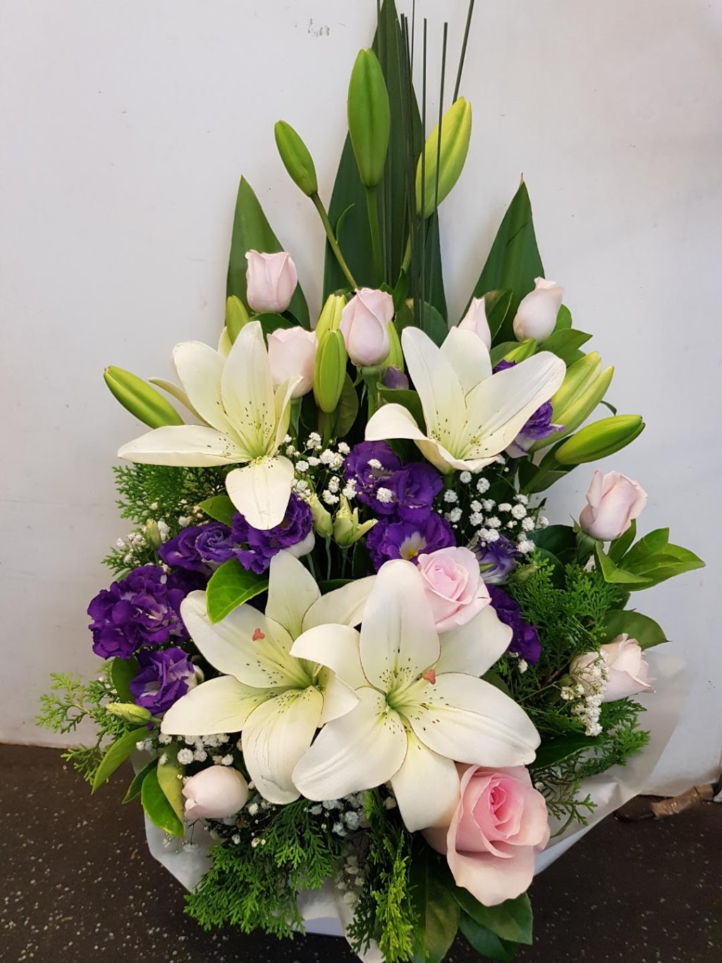 Yennys Florist | florist | 15C Jersey Rd, Plumpton NSW 2761, Australia | 0298329969 OR +61 2 9832 9969