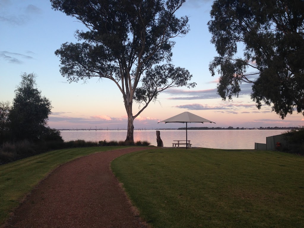 Mulwala Lodge | 85 Sturt St, Mulwala NSW 2647, Australia | Phone: 0416 398 983 Mulwala Lodge | 85 Sturt St, Mulwala NSW 2647, Australia | Phone: 0416 398 983