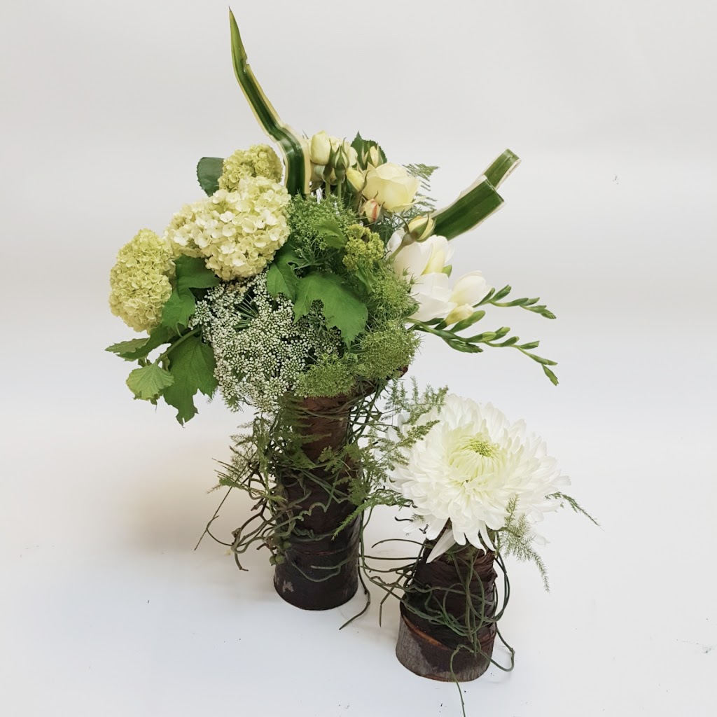 Flowers by Zak | florist | 11 Jacana St, Mornington VIC 3931, Australia | 0458988744 OR +61 458 988 744