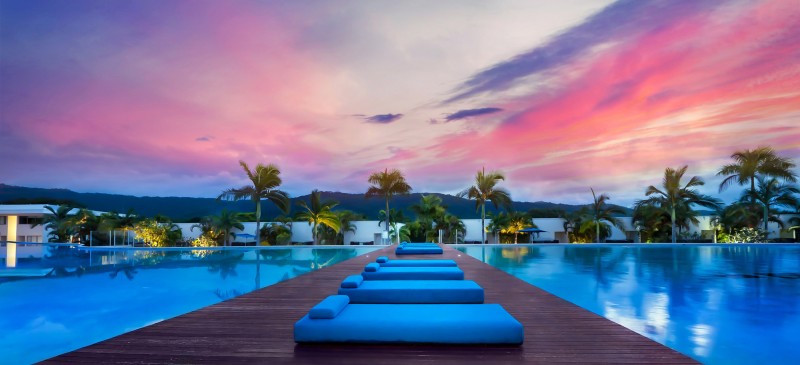 Pool Port Douglas | 19-37 St Crispins Ave, Port Douglas QLD 4877, Australia | Phone: (07) 4084 3400