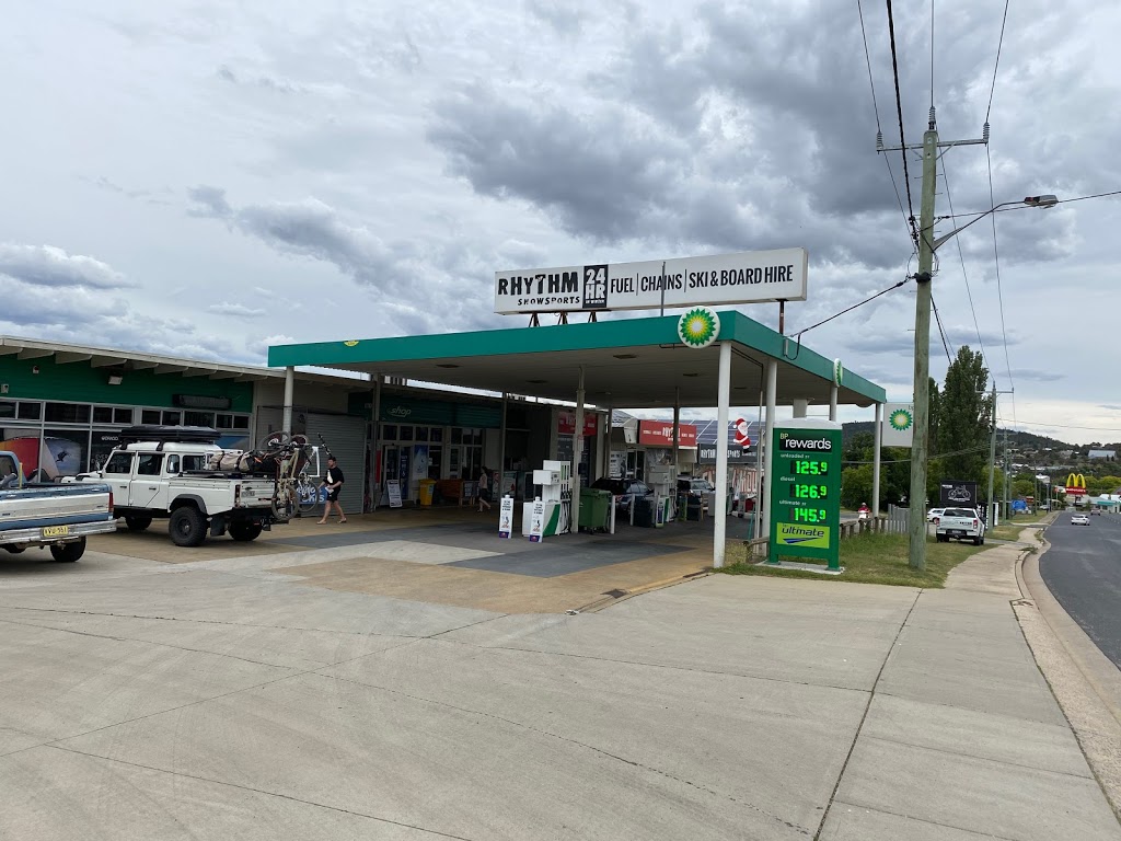 BP Rhythm Service Station | gas station | 8 Sharp St, Cooma NSW 2630, Australia | 0264522303 OR +61 2 6452 2303