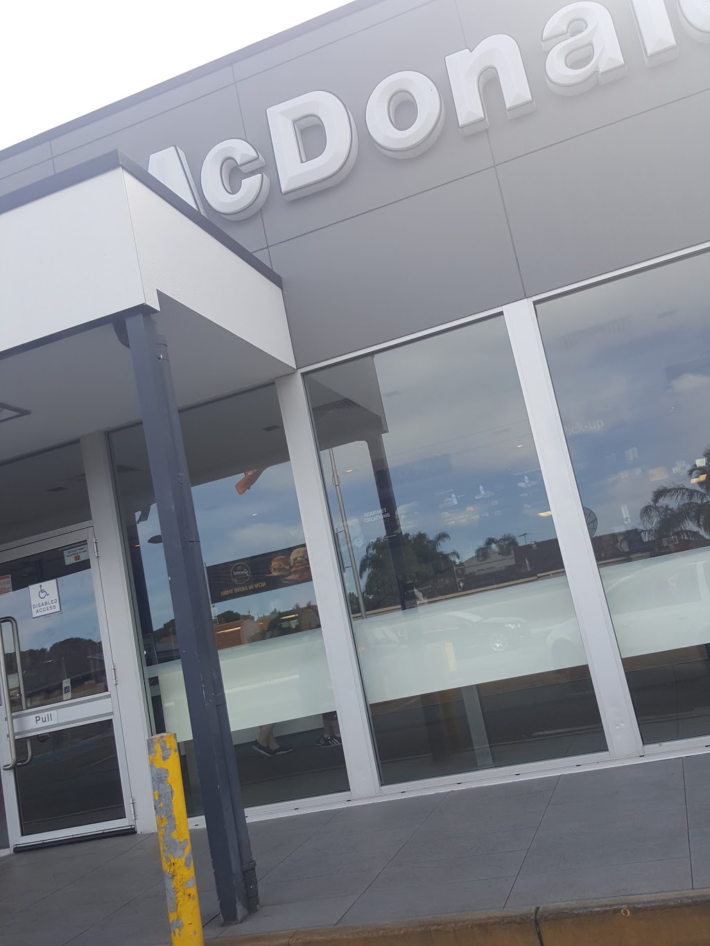 McDonalds Paralowie | Paralowie Shopping Centre, Bolivar Rd, Paralowie SA 5108, Australia | Phone: (08) 8280 9700