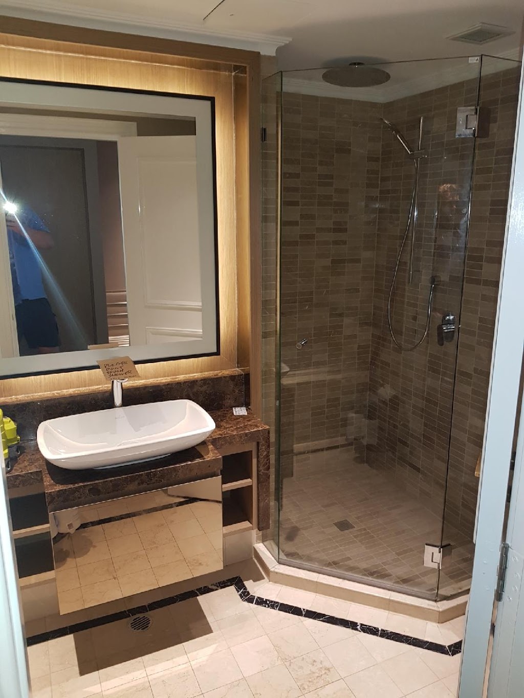 Screens N More Brisbane Northside | 5 Dianella Cl, Narangba QLD 4504, Australia | Phone: (07) 3667 8024