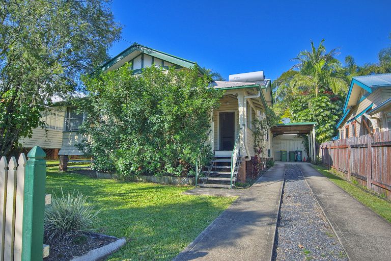 Melville House Holiday Cottage 5 | real estate agency | 263 Ballina Rd, East Lismore NSW 2480, Australia | 0266215778 OR +61 2 6621 5778