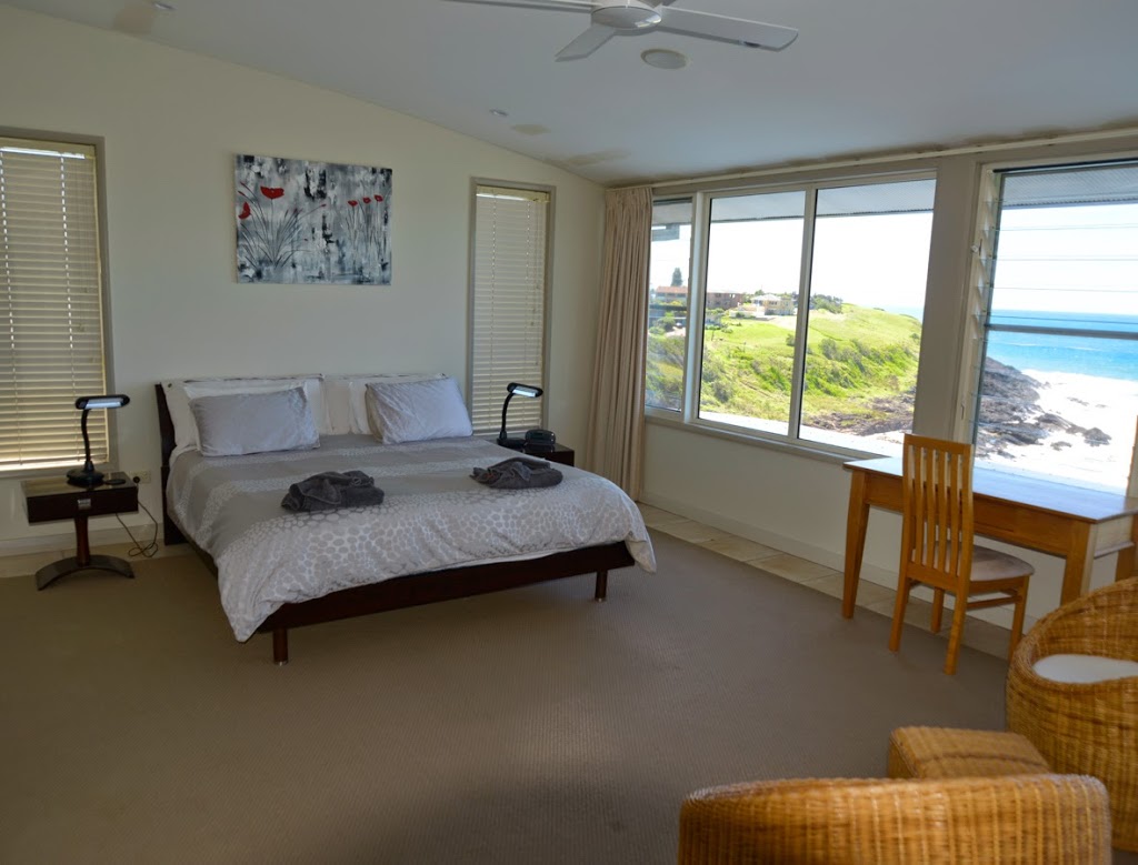 OceanScape Luxury Beachfront Villas | lodging | 2 Sea Breeze Pl, Way Way NSW 2447, Australia | 0448772525 OR +61 448 772 525