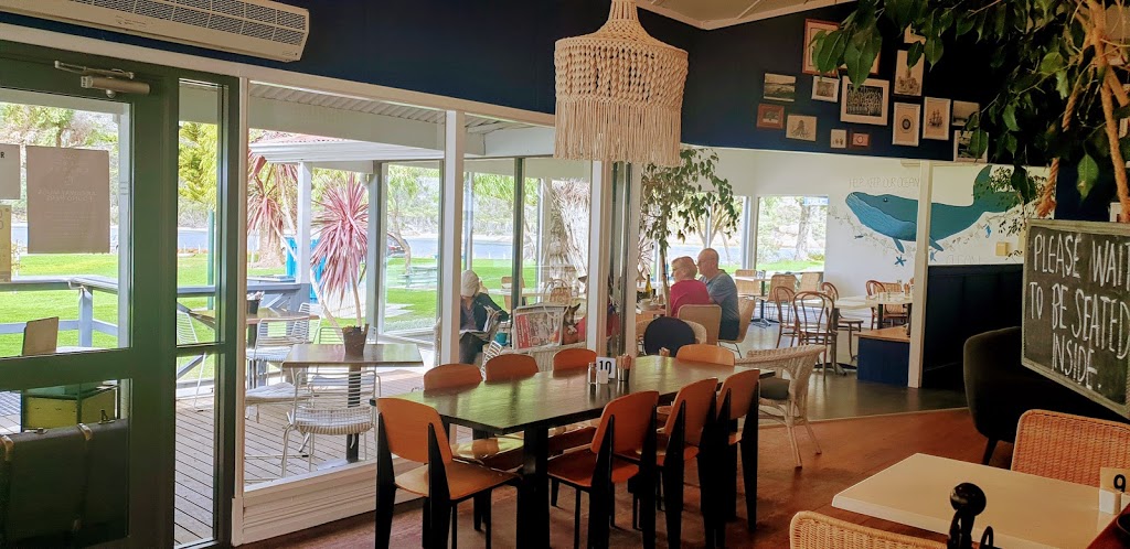 Emu Point Cafe | cafe | 1 Mermaid Ave, Emu Point WA 6330, Australia | 0898447207 OR +61 8 9844 7207